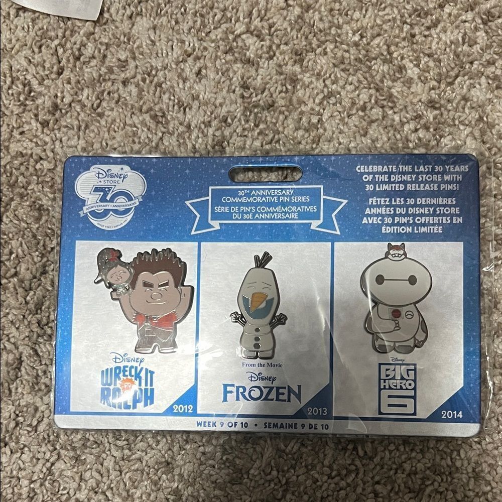 Disney Character week 9 of 10 30th anniversary pin set
